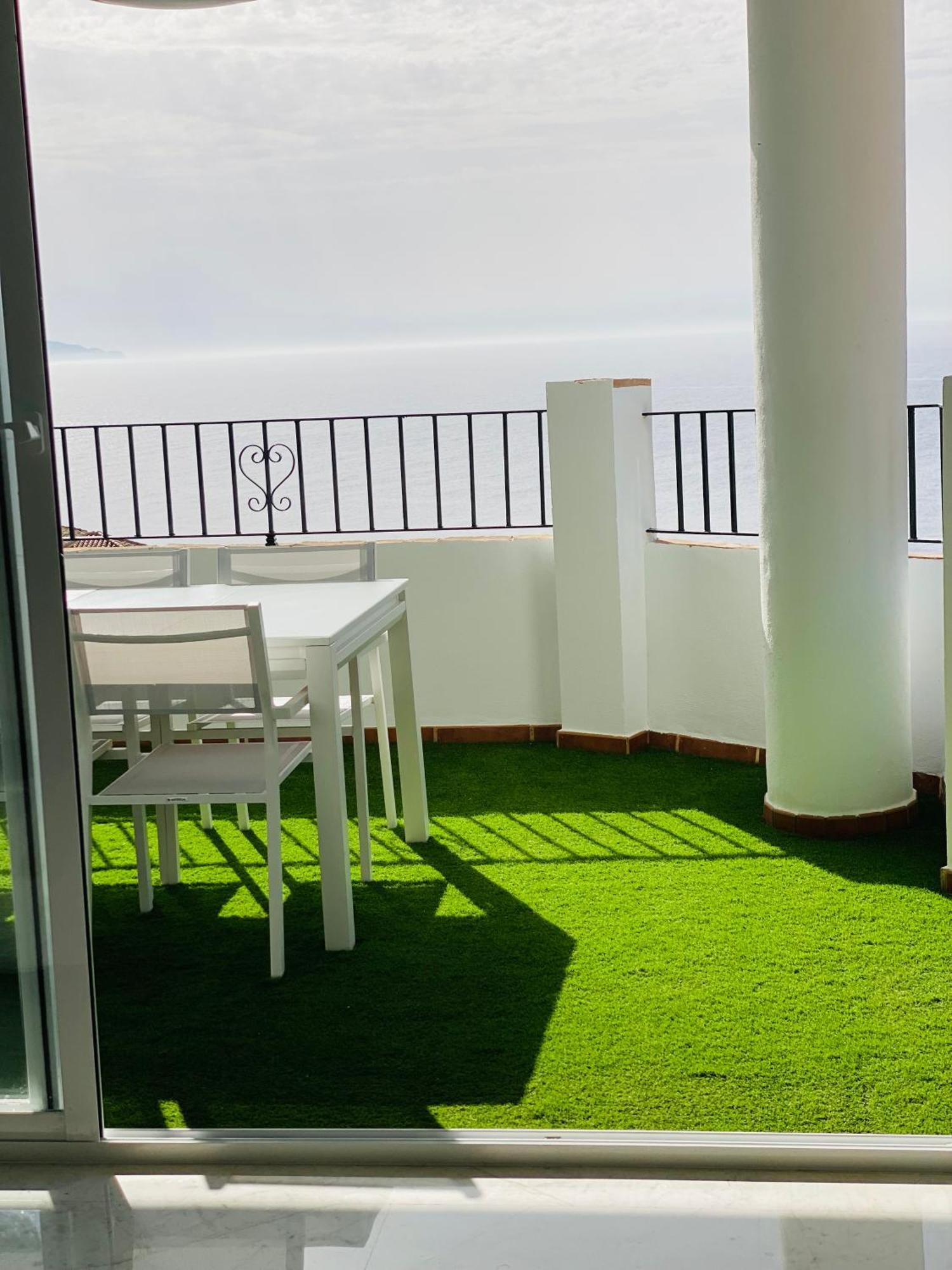 Jardines De Adnania En Marina Del Este Con Vista Al Mar Ada Ла Херадура Екстериор снимка