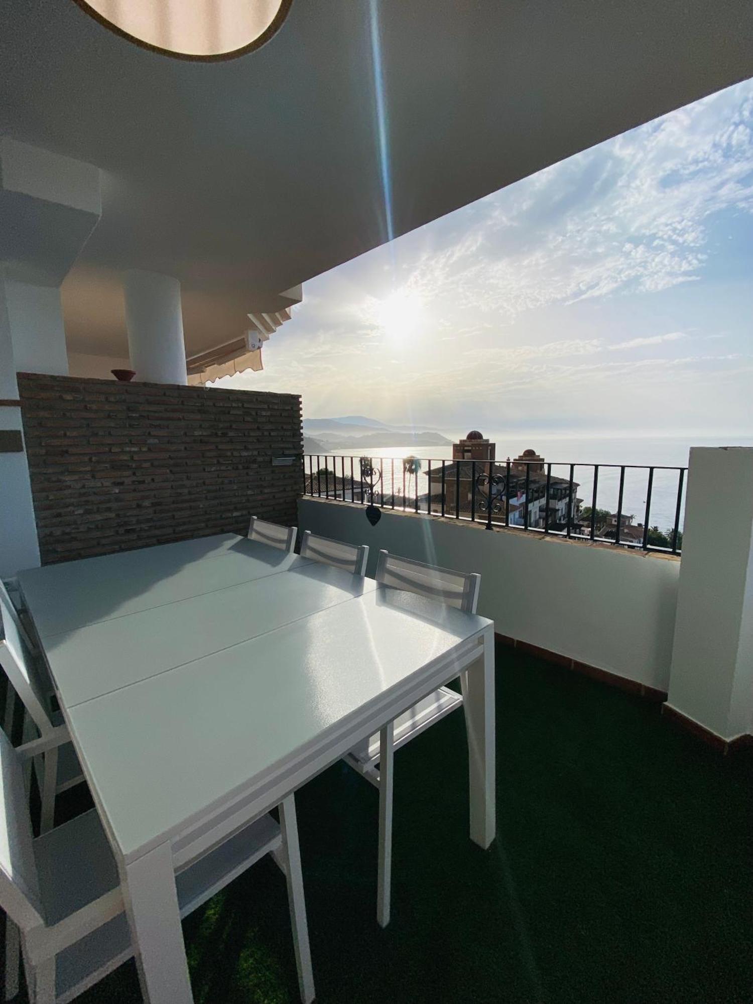 Jardines De Adnania En Marina Del Este Con Vista Al Mar Ada Ла Херадура Екстериор снимка